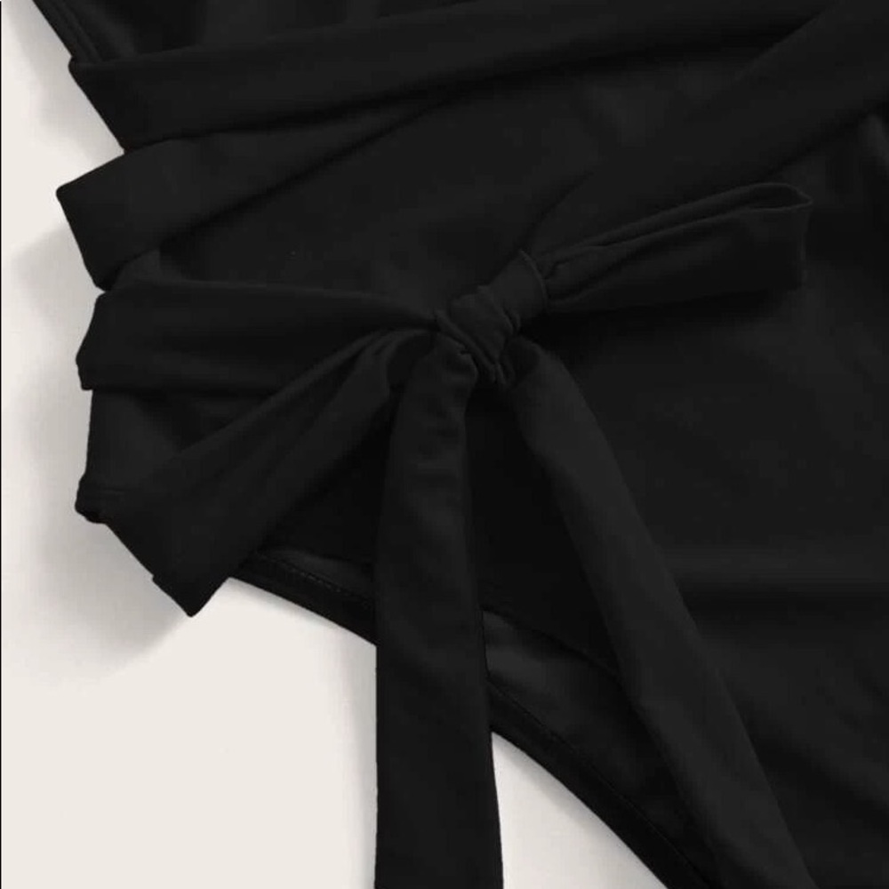 Black Plunging Backless Criss Cross Swimsuit - Picture 6 of 8